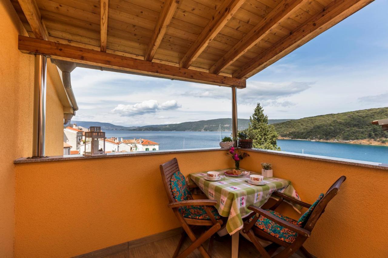 Apartmani I Soba Roberto I Mirjana Valun Εξωτερικό φωτογραφία