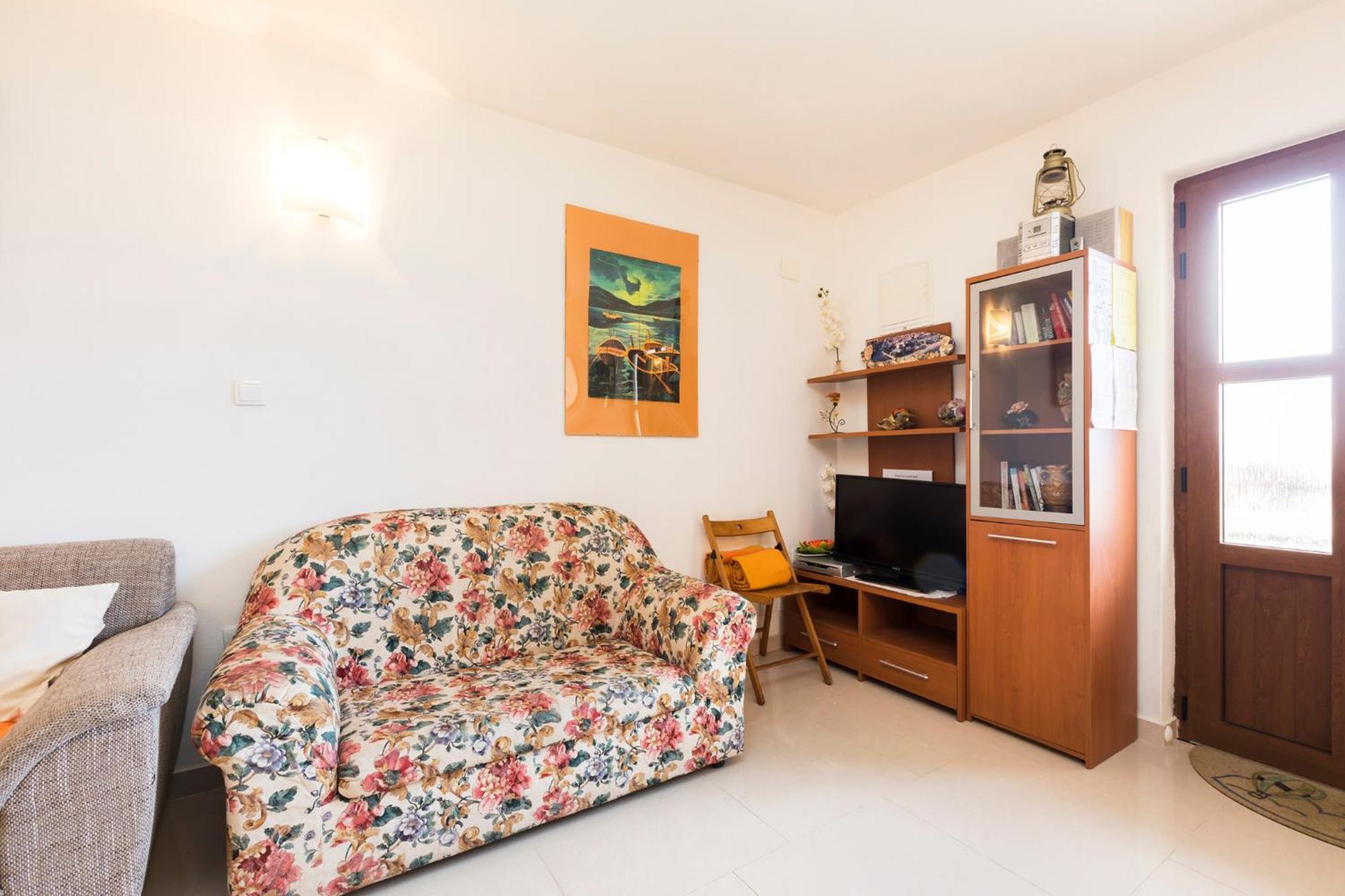 Apartmani I Soba Roberto I Mirjana Valun Εξωτερικό φωτογραφία