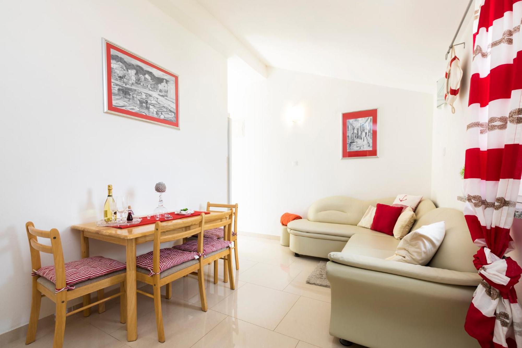 Apartmani I Soba Roberto I Mirjana Valun Εξωτερικό φωτογραφία
